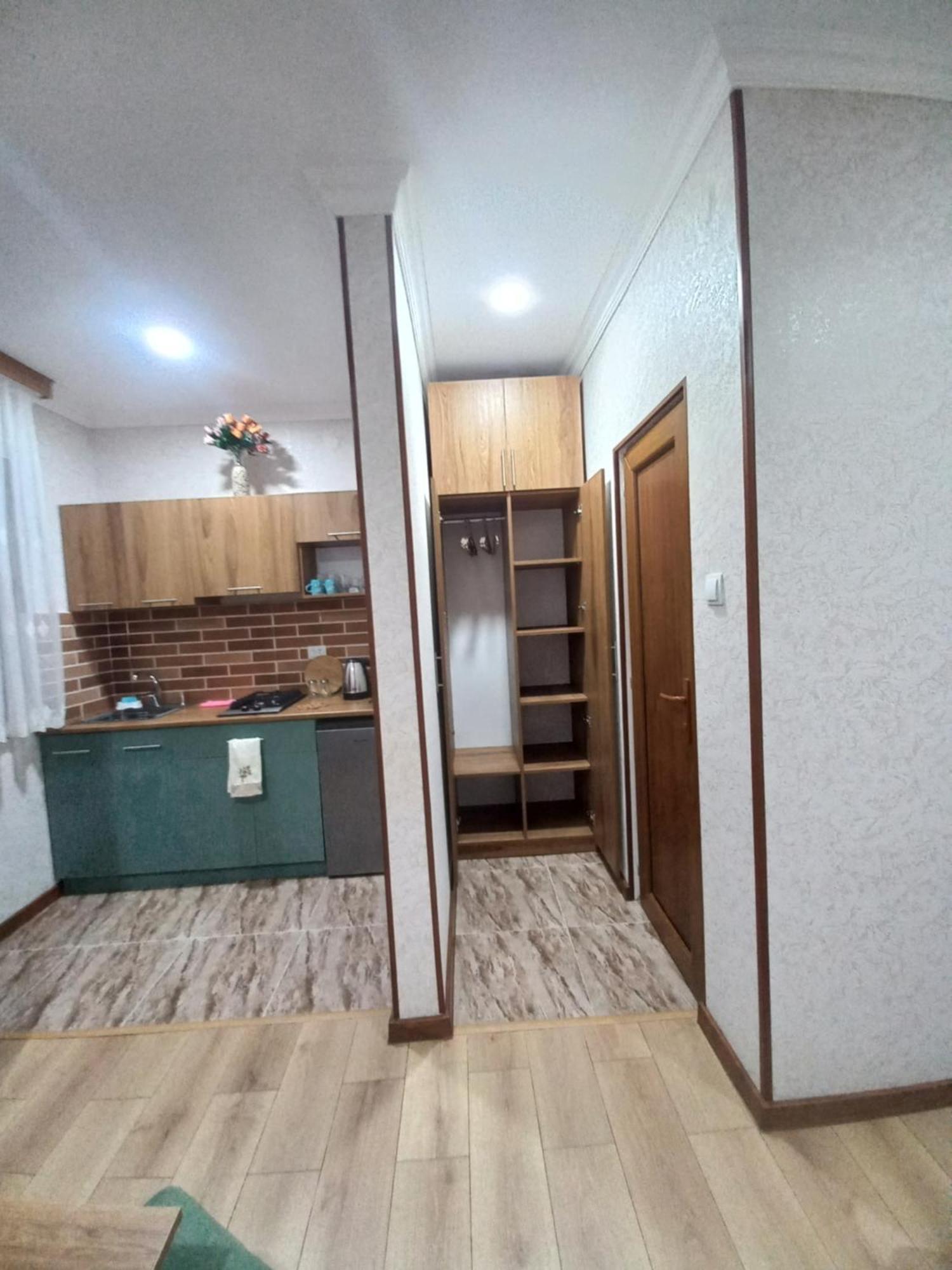 Guest House Borjomula 博尔若米 客房 照片